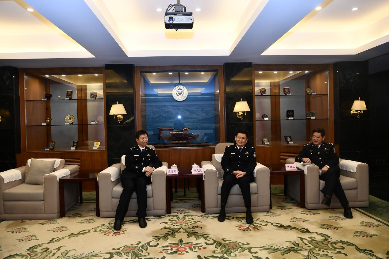 图片0